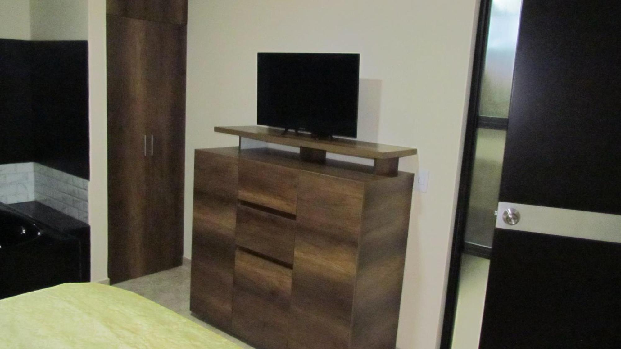 The 9's Apartment *